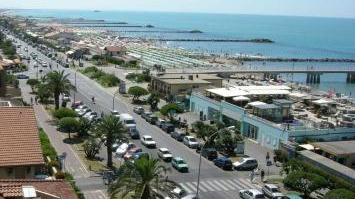 <b>LUNGOMARE.</b> Un tratto del viale litoraneo