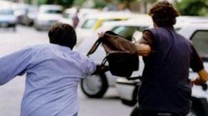 Ancora uno scippo, seriamente ferita un’anziana