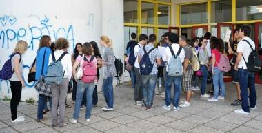 Sono iniziati i corsi di recupero per gli studenti che hanno terminato lanno scolastico con giudizio sospeso 