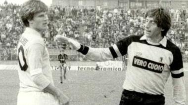 <b>MANNINI</b> Qui con Laudrup