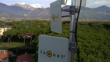 <b>WI-FI.</b> Lantenna su Palazzo Quartieri  