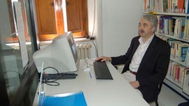 Adamo Bugelli nuovo presidente dellUnicoop Montagna pistoiese e gli scaffali del supermercato 