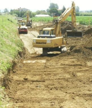 Lavori lungo il torrente Pescia 