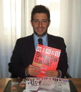 Lassessore al commercio Luca Biagioni illustra il ricco cartellone con tanti eventi 