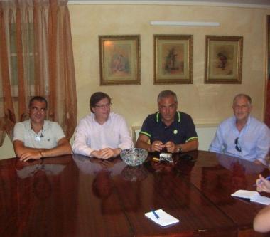 Un momento della conferenza stampa nella villa di Susanna    