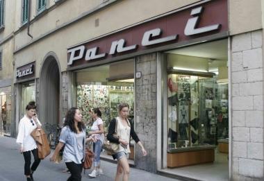 Il negozio Panci in via Garibaldi  