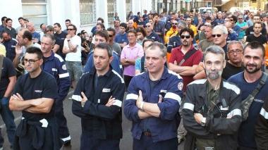 Una recente manifestazione dei lavoratori Lucchini