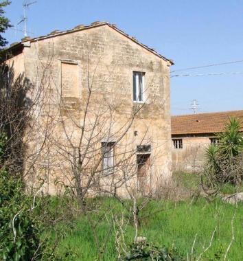 Uno dei poderi nella tenuta di Rimigliano   