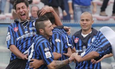 <b>AC PISA</b> Lesultanza dopo un gol; a sinistra Cesare Cava    