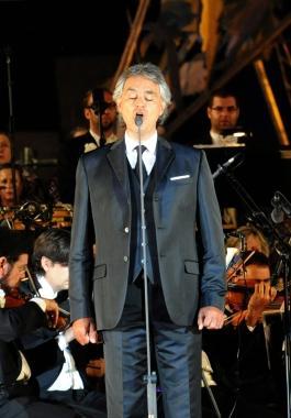 <b>CELEBRIT&Agrave; VERSILIESE.</b> Andrea Bocelli &egrave; nato a Lajatico ma da anni trascorre gran parte del suo tempo nella nostra Versilia 