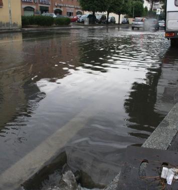Una delle strade allagate venerd&igrave;   