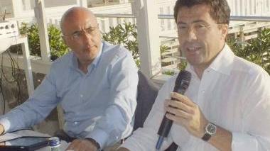 Italo Bocchino (a destra) con il direttore Bernabò