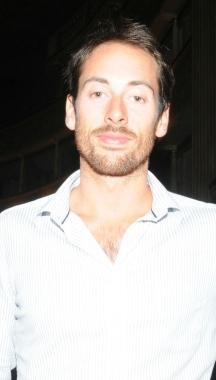 Matteo Cammisa sopra il sindaco e lassessore Bandoni con il regista 