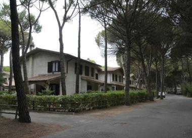 <b>PRINCIPINA.</b> La zona dei colpi e i carabinieri che indagano 