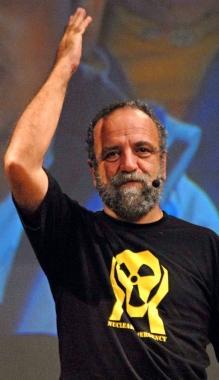 <b>OSPITE.</b> Lattore Giobbe Covatta, fra i protagonisti di &laquo;Un giorno da pecora&raquo; in versione Versiliana 