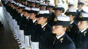 Il Vespucci saluta Livorno, a bordo gli allievi dell'Accademia