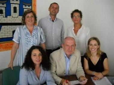 <b>PULLMINO.</b> Il sindaco alla presentazione dellaccordo 