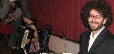 Il tango infiamma il Parco di Pietra con lezioni, balli e violini in notturna