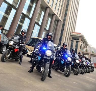 La Piaggio fornirà trenta motociclette alla polizia cinese