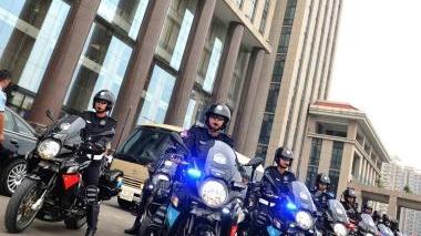La Piaggio fornirà trenta motociclette alla polizia cinese