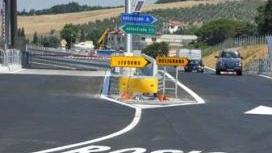 Il varco del nuovo casello (lato Cecina) da prendere per risalire sulla Variante direzione nord