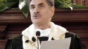 Gustavo Raffi Gran Maestro del Grande Oriente e, a sinistra, il rettore Massimo Augello
