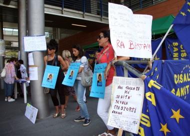 <b>PRESIDIO.</b> I sindacati protestano contro i tagli 