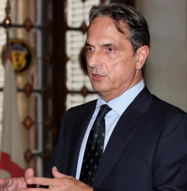 Il sindaco Roberto Cenni      