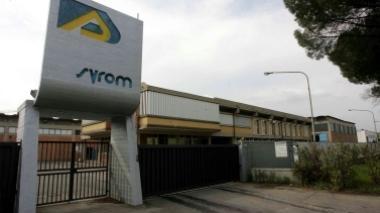 La Syrom chiude ma c'è un acquirente, si tratta sui posti