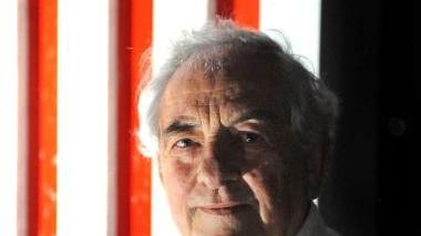 Daniel Buren, autore della Fontana di Villa La Màgia