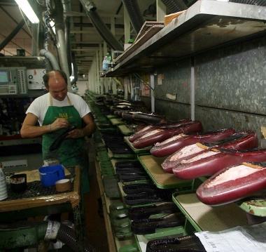 Una delle attivit&agrave; in espansione &egrave; un calzaturificio 