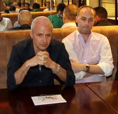 Il presidente della Pallacanestro Carlo Mancini (a sinistra) col nuovo coach Marco Mosi 