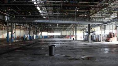 Linterno della fabbrica Eaton dismessa 