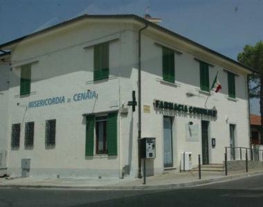 Lesterno della farmacia 
