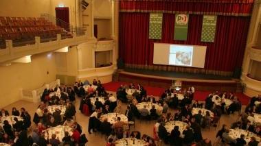 I Lions organizzano una cena a sostegno del Ridotto del Politeama