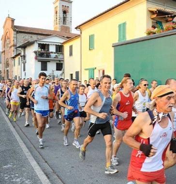 Un momento della corsa a Mezzana    