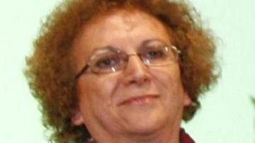 La preside Annalisa Misuri è andata in pensione Uno show teatrale dei colleghi per salutarla