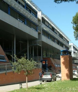 <b>OSPEDALE A RISCHIO.</b> Lingresso del Versilia 