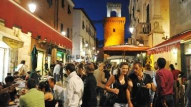 Schiamazzi e sporcizia, si riorganizza il comitato del centro storico