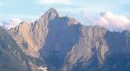 Una veduta delle Apuane con il Pizzo d’Uccello