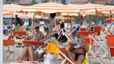Una spiaggia attrezzata della Versilia (Paglianti)