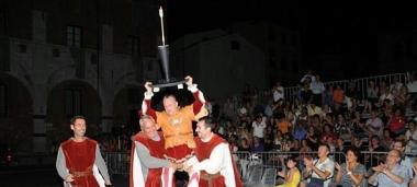 I balestrieri si sfidano nell'attesissimo Palio