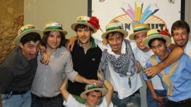 Foto di gruppo per le Pagliette al San Right