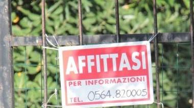 <b>CAOS AFFITTI.</b> Prezzi troppo alti e case vuote
