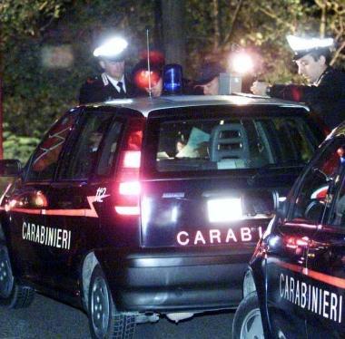 È caccia ai ladri nelle strade del centro Uno viene bloccato