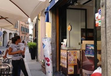 Il bar Italia vittima dei ladri  