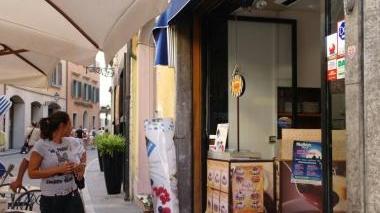 Il bar Italia vittima dei ladri