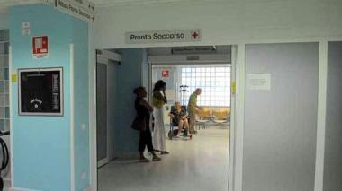 Tenta suicidio e porta scompiglio al pronto soccorso