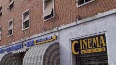 Centro culturale e teatrale per rivitalizzare la stazione