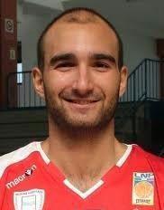 Carlo Azan, ala/pivot originario di Napoli 